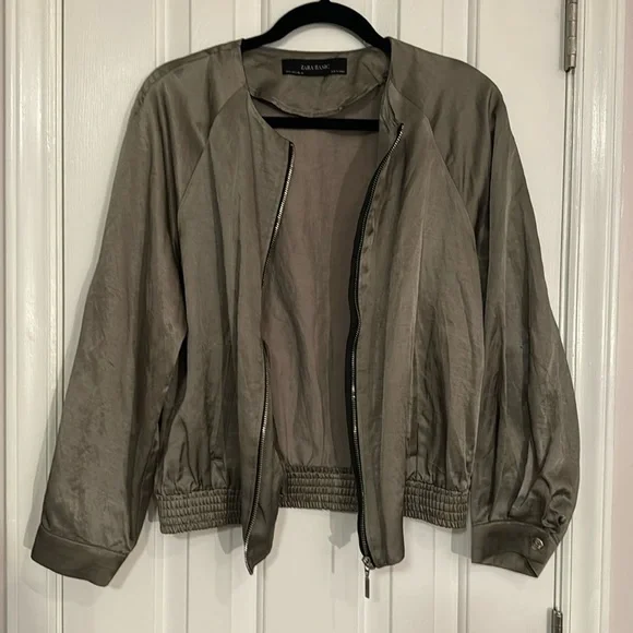 Zara Lightweight Satin Olive Green Bomber Jacket Sz Small - Picture 6 of 15